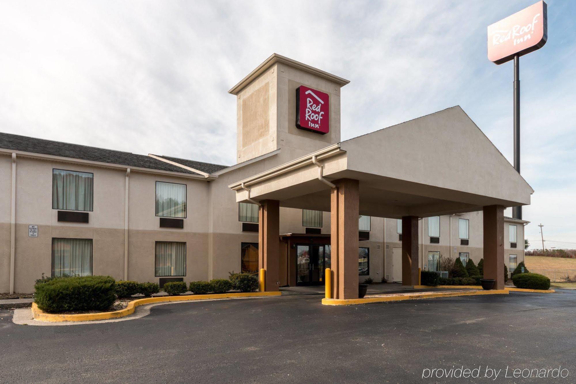 Red Roof Inn Морхед Екстериор снимка