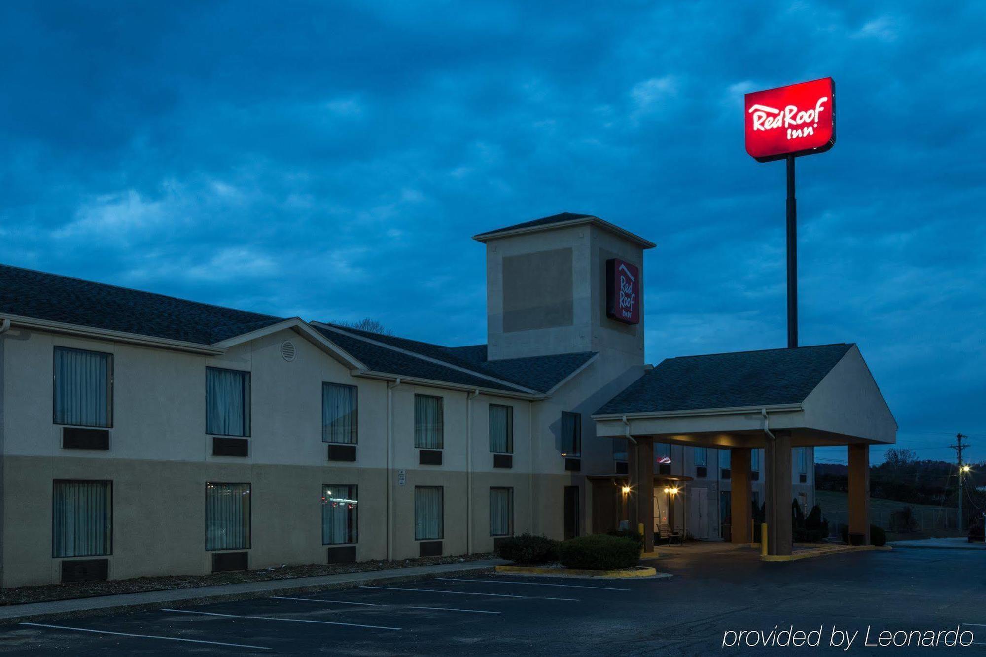 Red Roof Inn Морхед Екстериор снимка